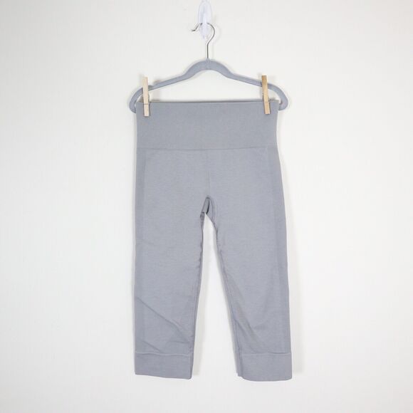 Lululemon Size 4 Seamlessly Street Crop Heathered Medium Grey Leggings - Picture 2 of 12
